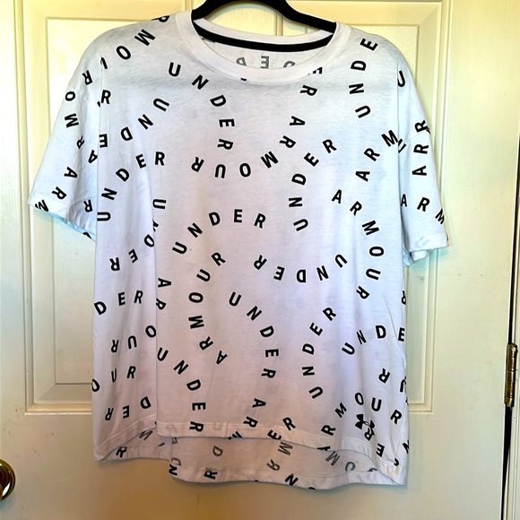Women’s Under Armour shirt size large - Picture 1 of 5